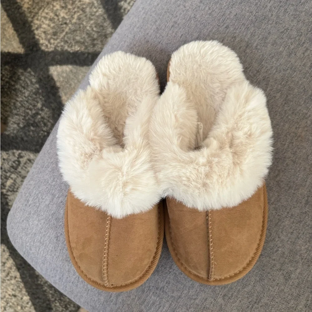 Old Friend Kid's Bobcat Acrylic Fleece-lined Scuff Slippers size 3